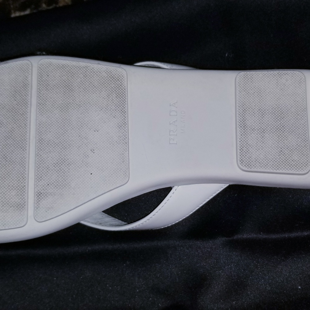 Prada women sandals - Picture 4 of 4